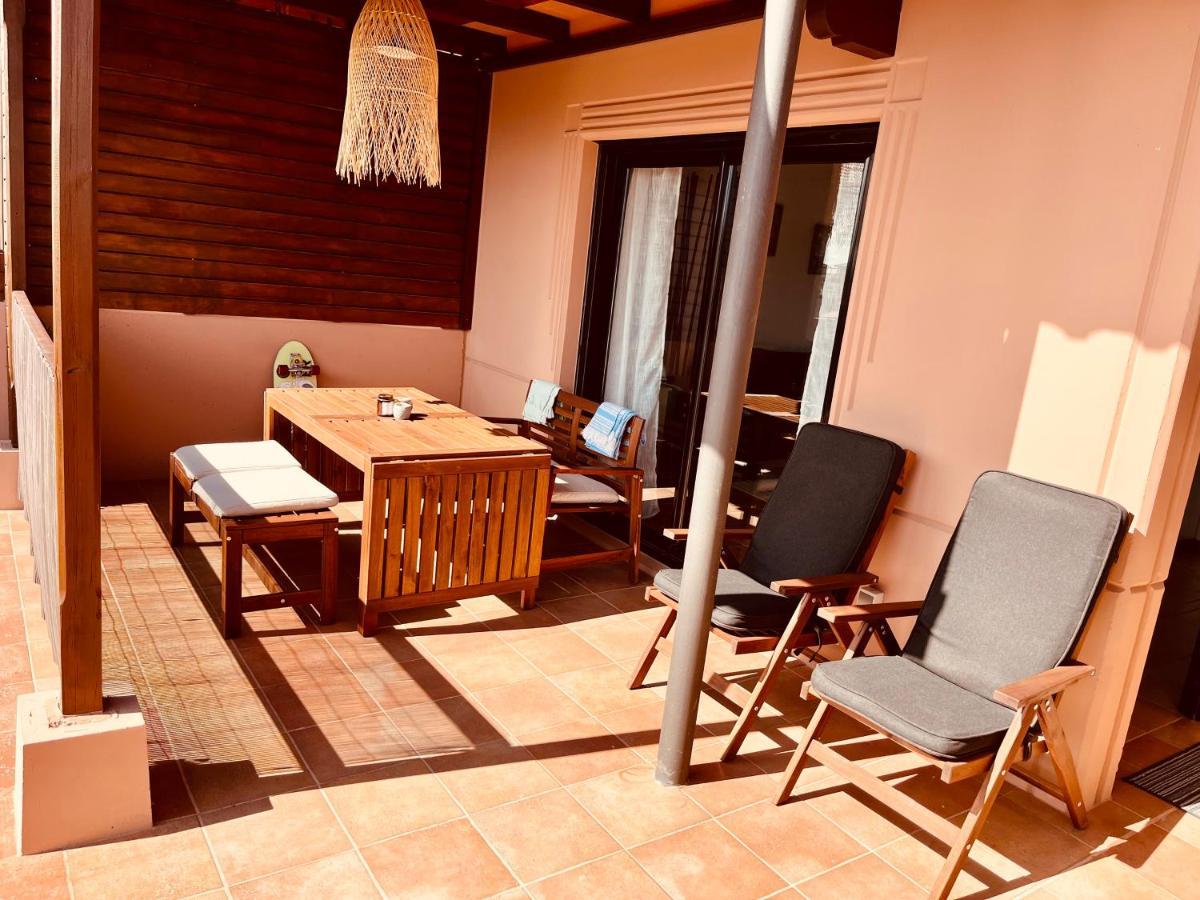 Stillvolle Villa Mit Terrasse, Garten Und Grill Lajares Esterno foto