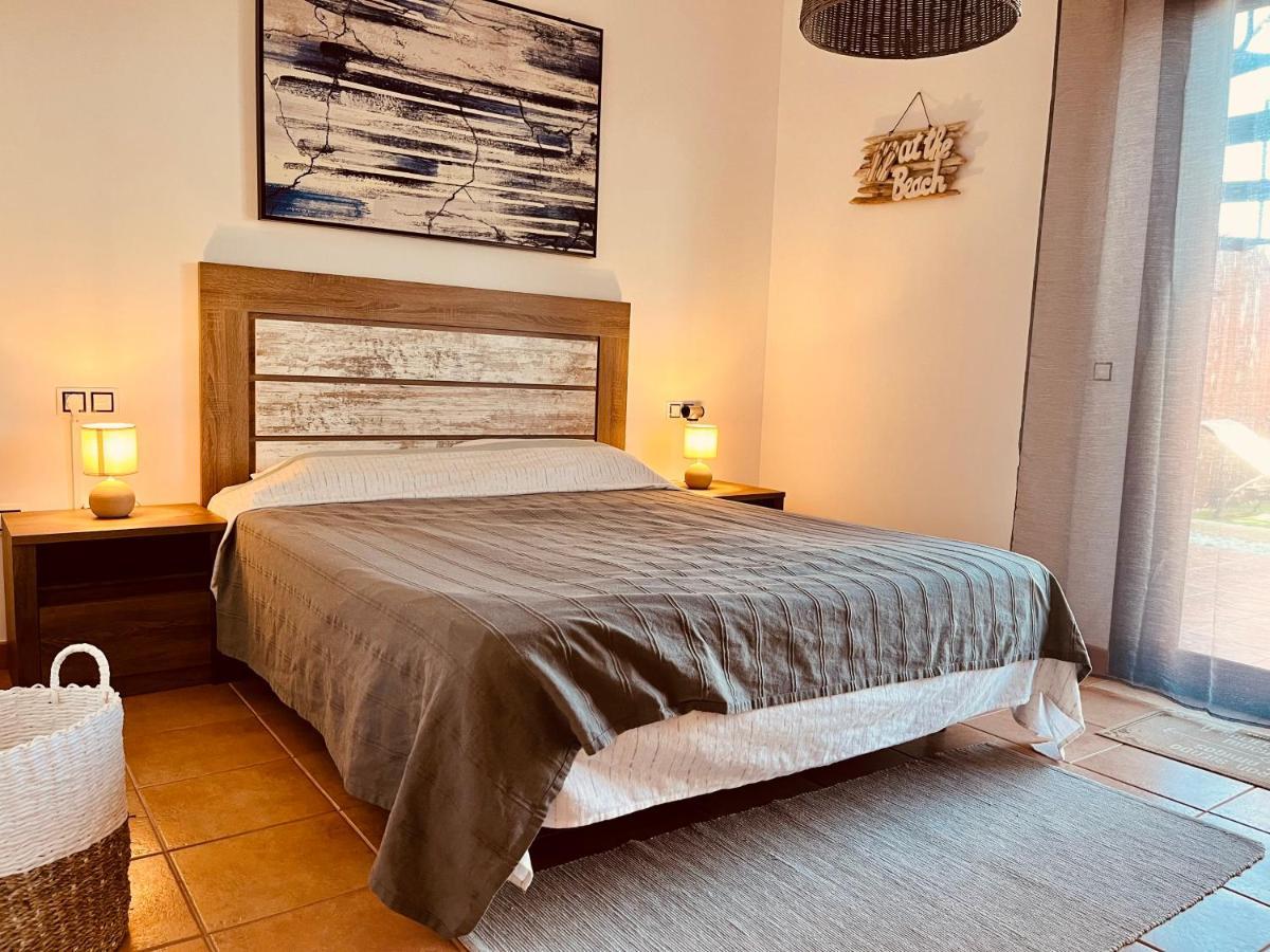 Stillvolle Villa Mit Terrasse, Garten Und Grill Lajares Esterno foto